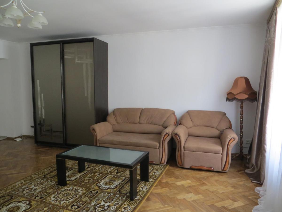 Apartment On Virmenska Street 2 Lviv Luaran gambar